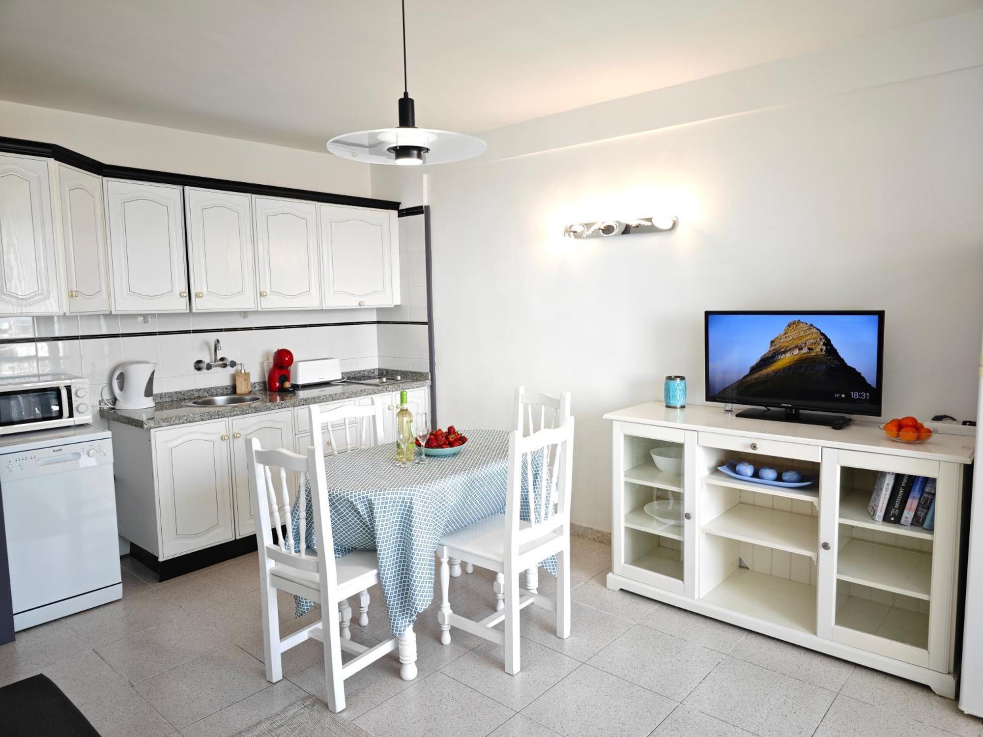 Blanco&Azul - Comfortable Ocean View Apartment Next To The Beach Плая-де-лас-Америкас Экстерьер фото